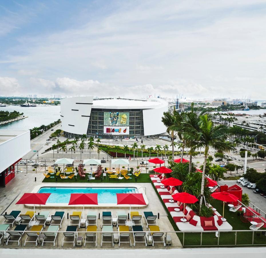 Отель Citizenm Miami Worldcenter Экстерьер фото